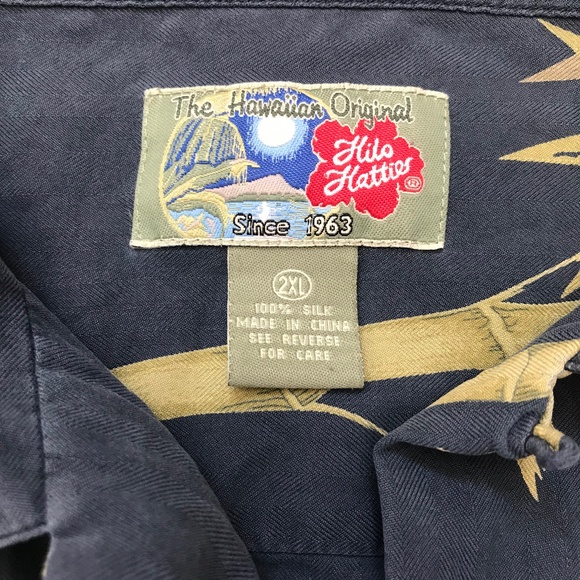 Men's VTG Hilo Hattie's 100% Silk Hawaiian Shirt 2XL Blue Short Sleeve Collared - Picture 4 of 8